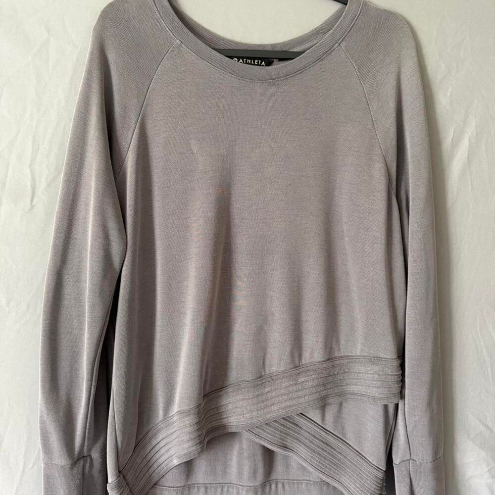Athleta Women's Grey and Purple Sweatshirt